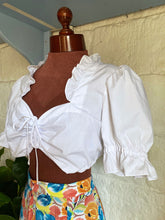 Load image into Gallery viewer, Gathered Front Cotton Cropped Blouse - 14