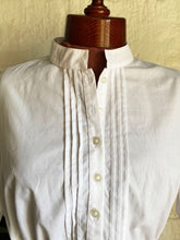 Load image into Gallery viewer, Grandad Collar Cotton Blouse - 8/10
