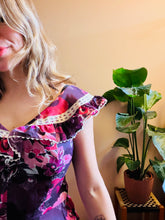 Load image into Gallery viewer, 1970s frilly frock