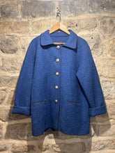 Load image into Gallery viewer, Felt boxy blue jacket
