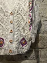 Load image into Gallery viewer, Aran knit cream cardigan
