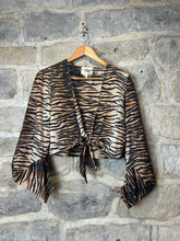 Load image into Gallery viewer, 1970s leopard print wrap top
