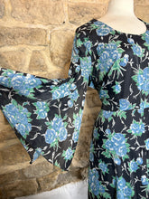 Load image into Gallery viewer, 1960s blue floral big sleeve dress
